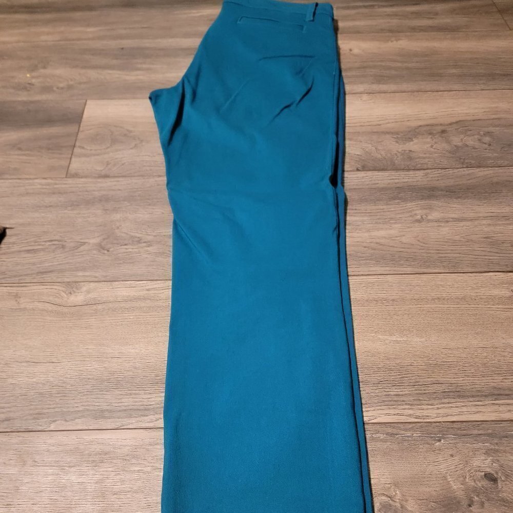 New Directions stretch ankle pants.  Size 12.